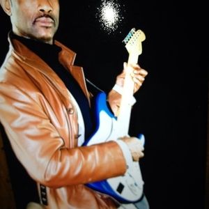 Meet your Posher, Drummer